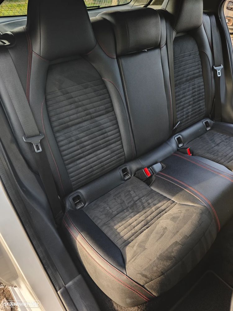 Mercedes-Benz A 200 CDI AMG Line - 22