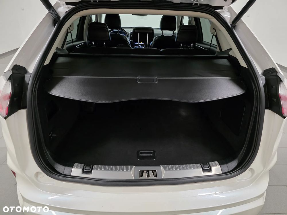 Ford Edge 2.0 EcoBlue Twin-Turbo 4WD ST-Line - 38