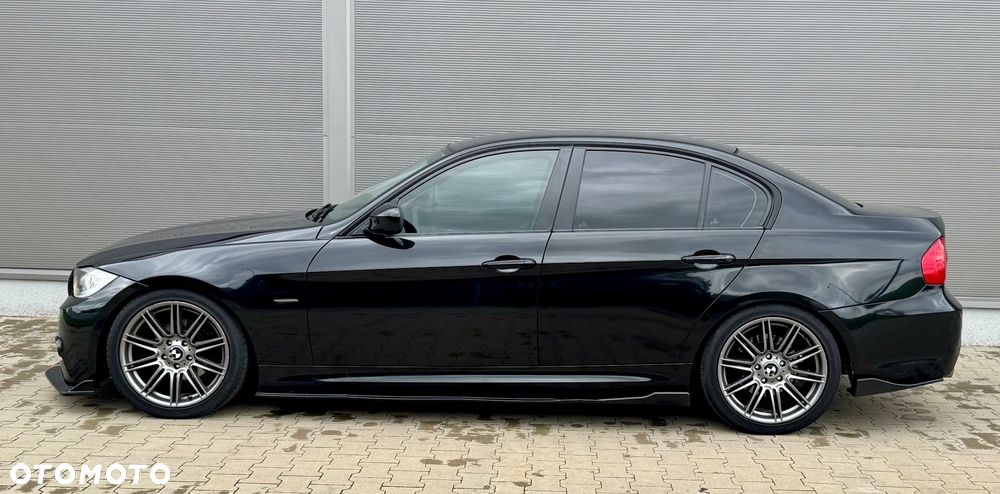 BMW Seria 3 318d Sport Line - 19