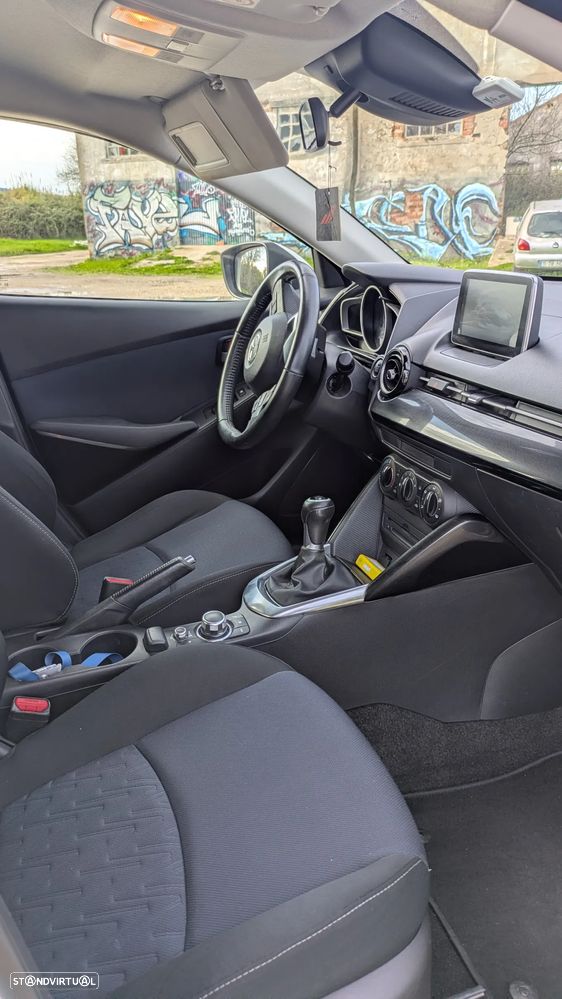 Mazda 2 1.5 Sky.Evolve Navi - 7