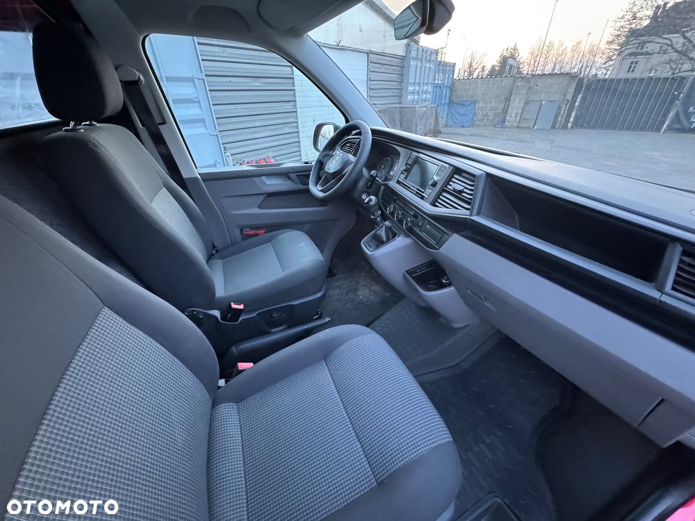 Volkswagen Transporter - 16
