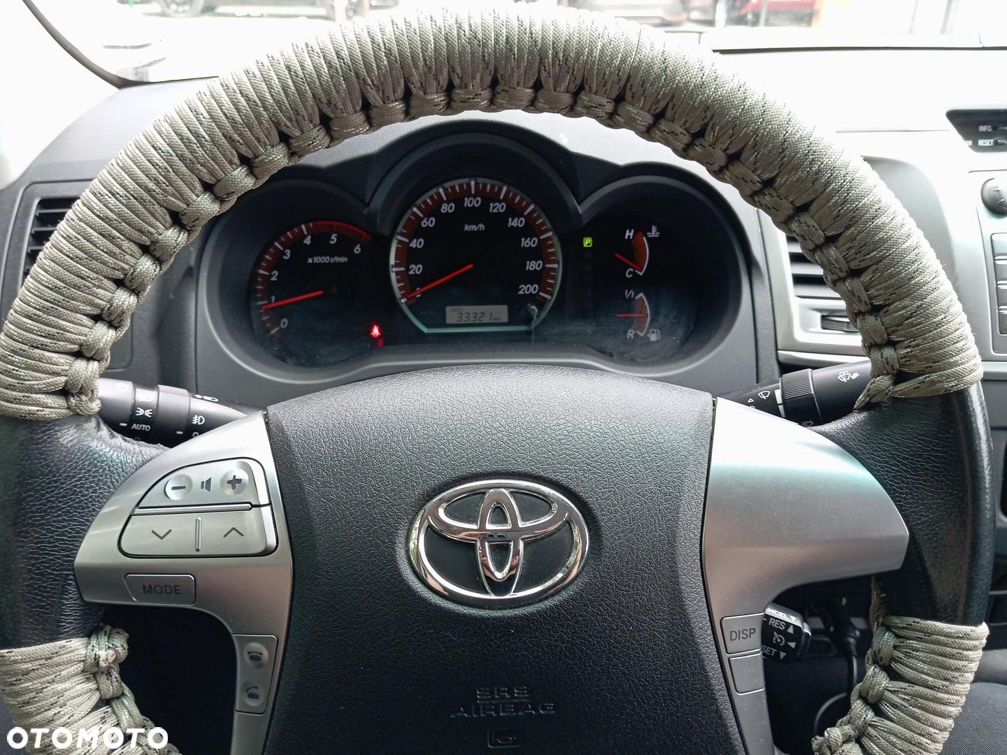 Toyota Hilux 3.0 D-4D SR5 - 14