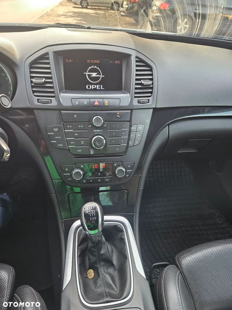 Opel Insignia - 8
