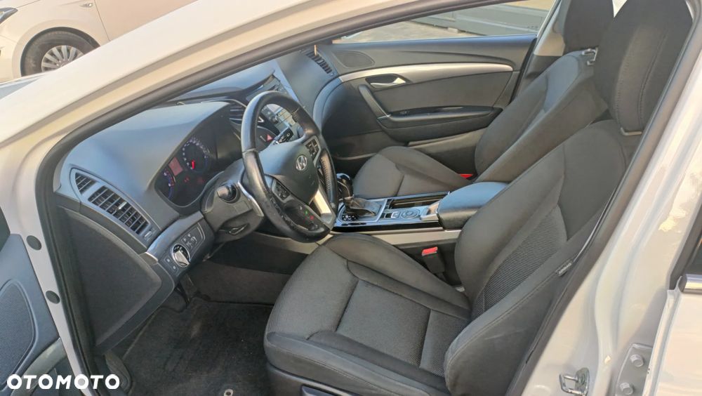 Hyundai i40 - 10