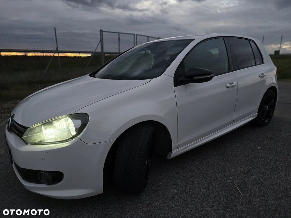 Volkswagen Golf VI 1.6 TDI Highline - 18