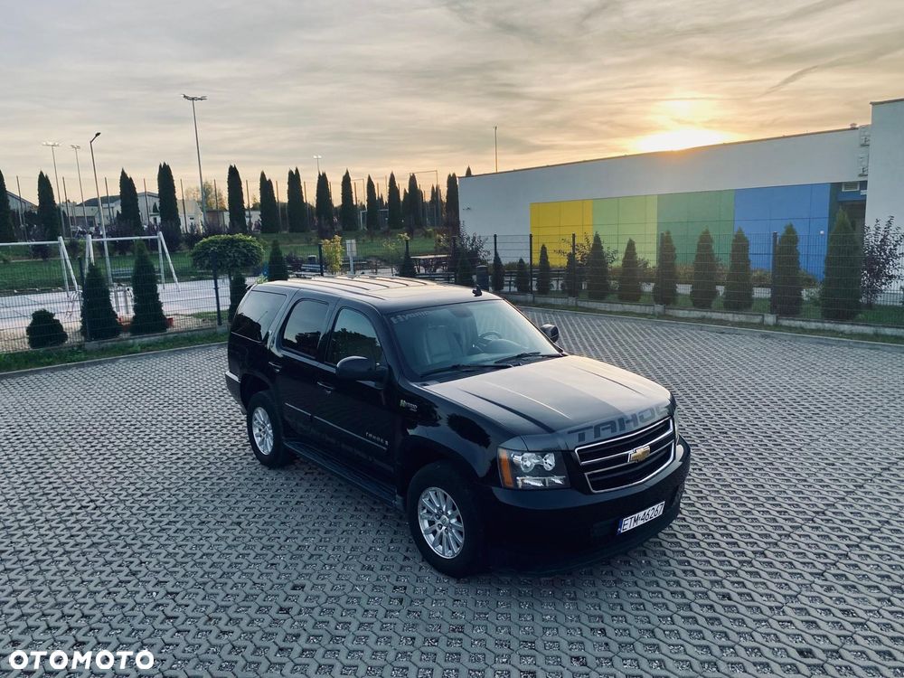 Chevrolet Tahoe - 13