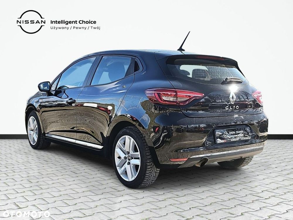 Renault Clio - 8
