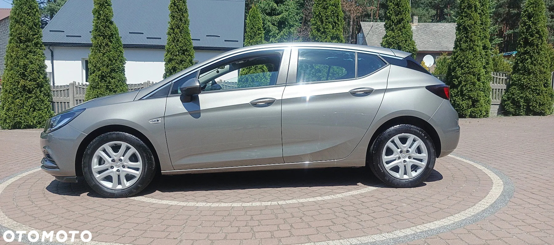 Opel Astra V 1.4 T Dynamic S&S - 11