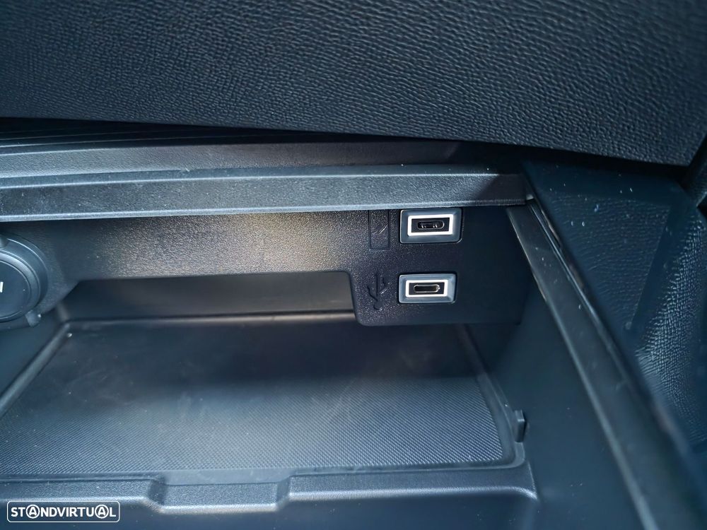 Opel Astra Sports Tourer - 24