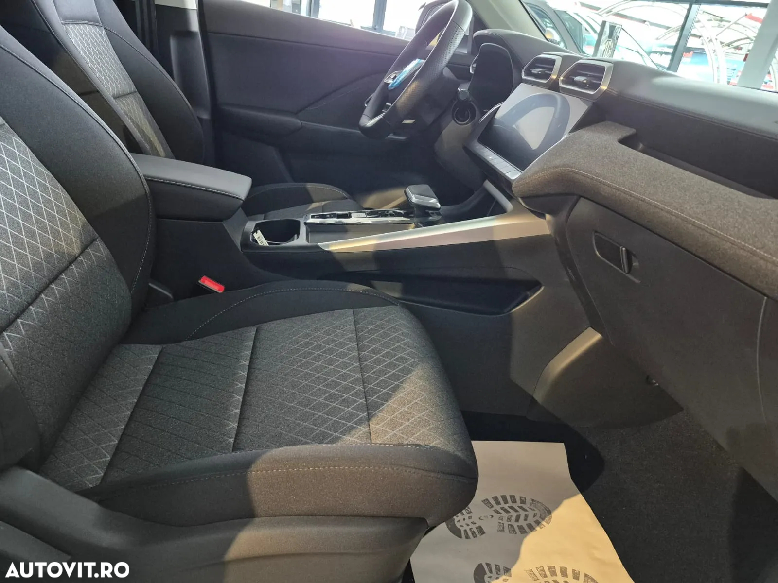 MG ZS HEV 1.5 GSI AT Explore - 26