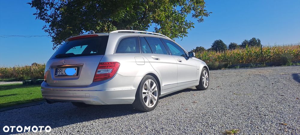 Mercedes-Benz Klasa C 200 CDI BlueEff Avantgarde - 2