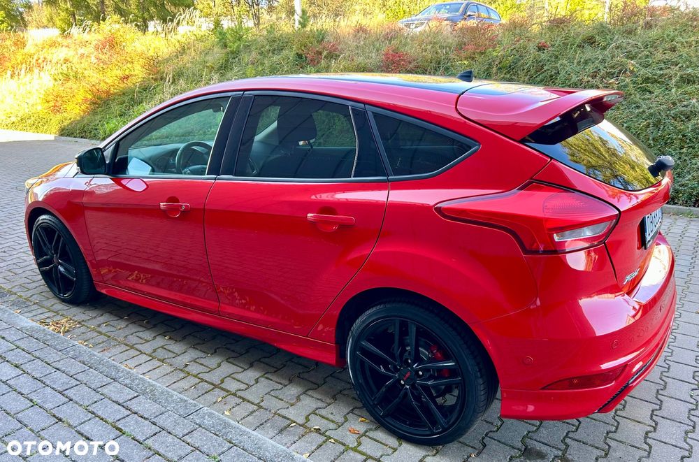 Ford Focus - 15