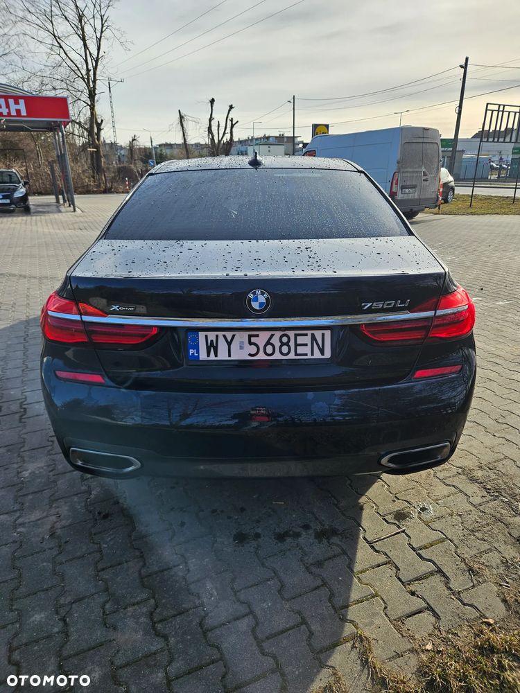 BMW Seria 7 750Li xDrive - 4
