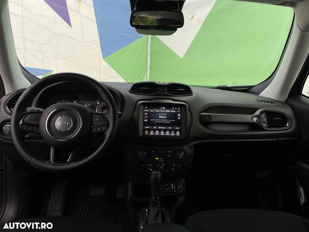 Jeep Renegade - 16