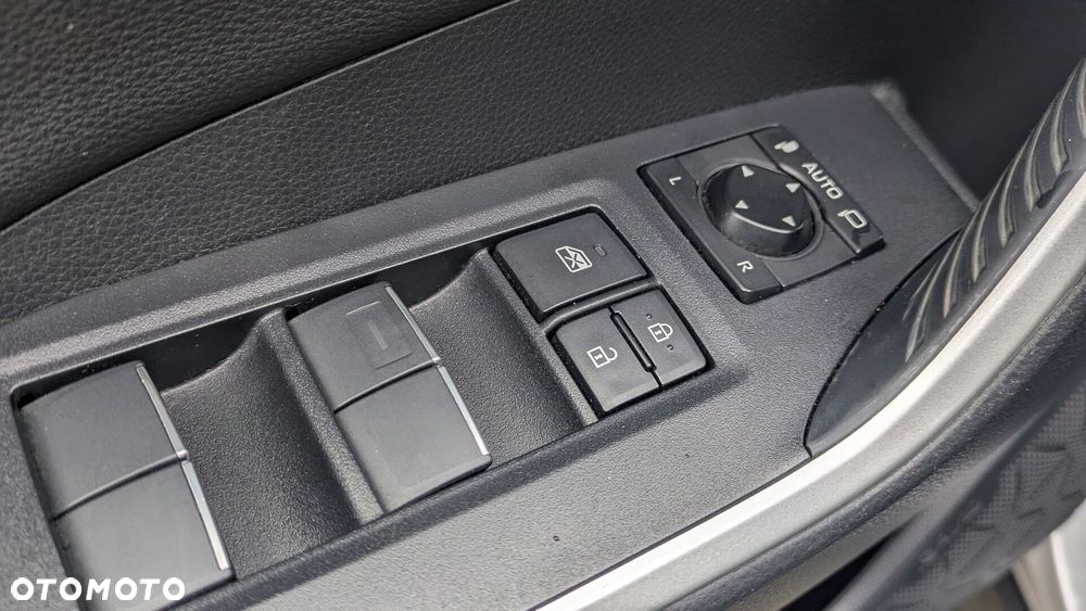 Toyota RAV4 2.5 Hybrid Selection 4x4 - 22