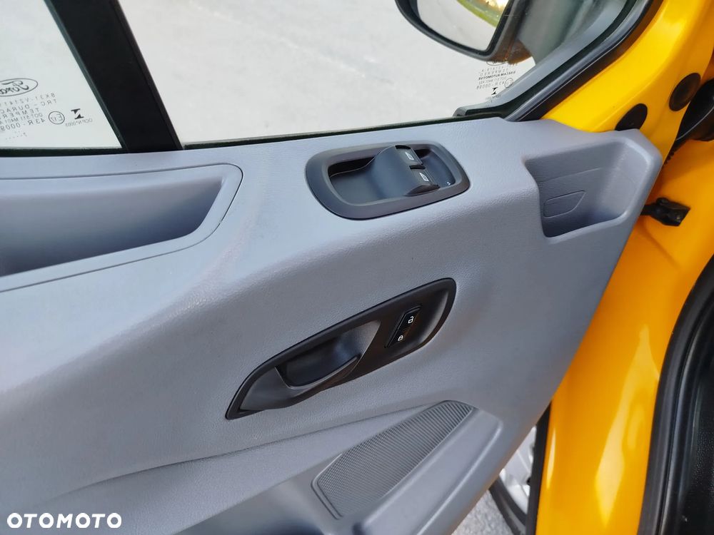 Ford Transit Custom 300 L1H1 VA Titanium - 10
