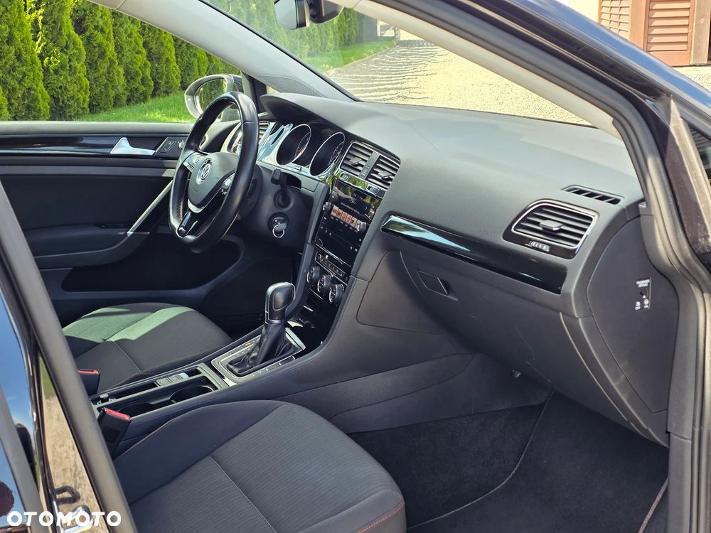 Volkswagen Golf 2.0 TDI BMT Highline DSG - 19