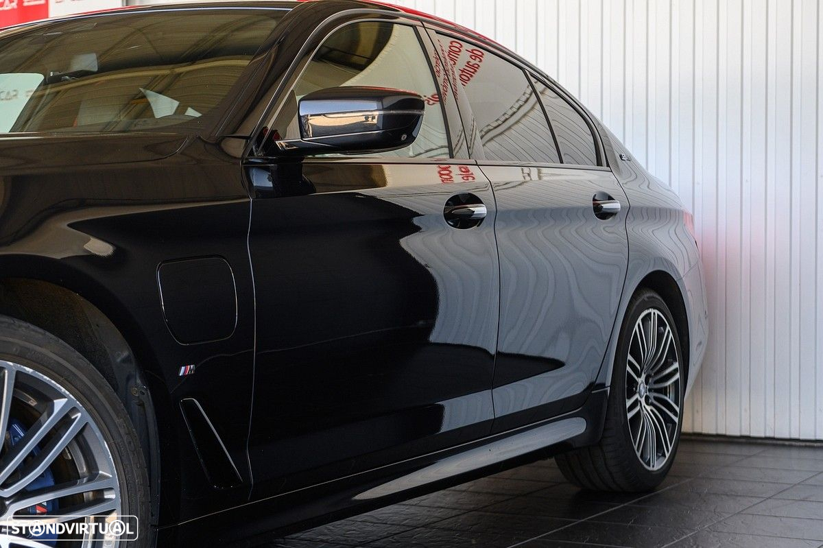 BMW 530 e iPerformance Pack M - 21