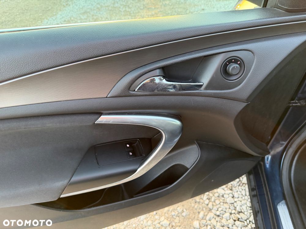 Opel Insignia 2.0 Turbo Edition - 30