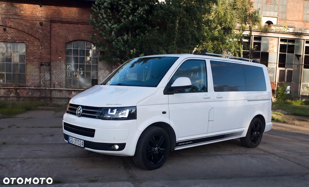 Volkswagen Multivan - 5