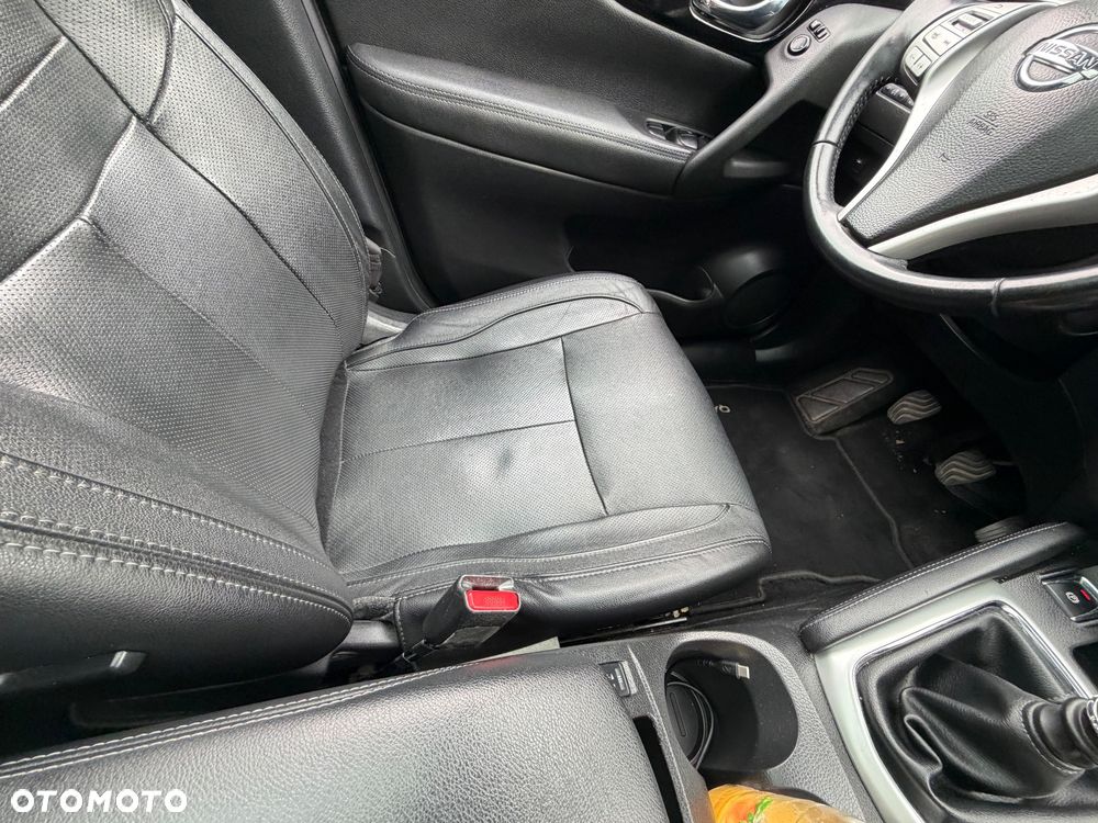 Nissan Qashqai 1.6 DCi Black Edition EU6 - 17