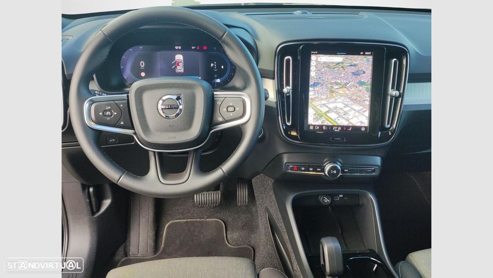 Volvo XC 40 2.0 B3 Black Edition - 14
