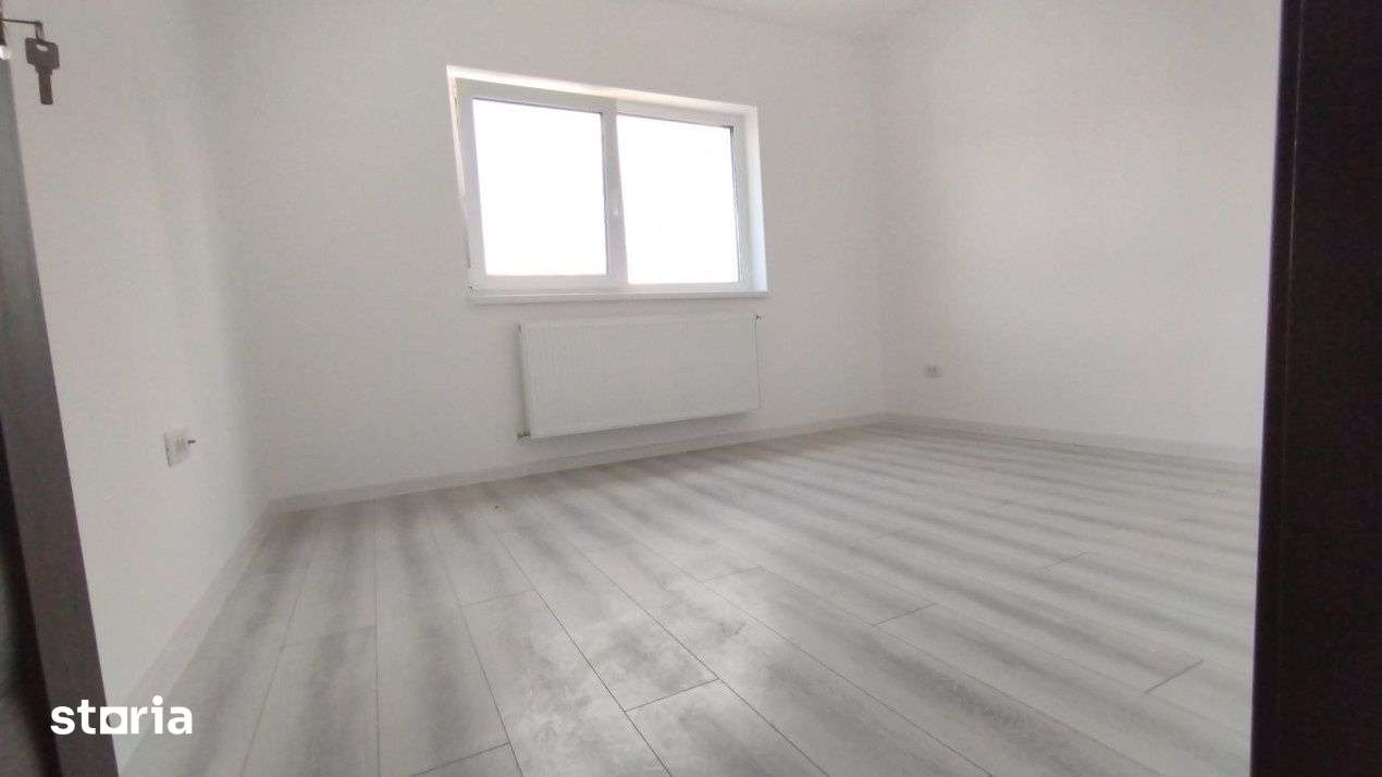 APARTAMENT 3 CAMERE DECOMANDAT BLOC NOU, INTABULAT, KAUFLAND PACURARI — fotografia 1