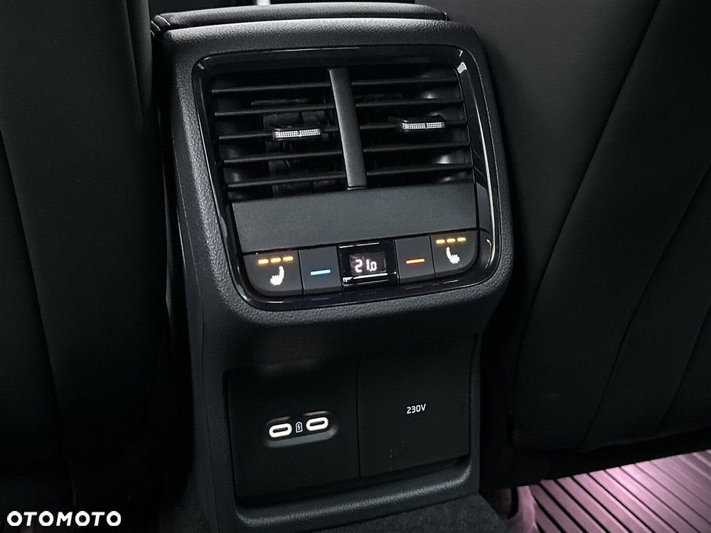 Skoda Octavia 2.0 TSI RS DSG - 34