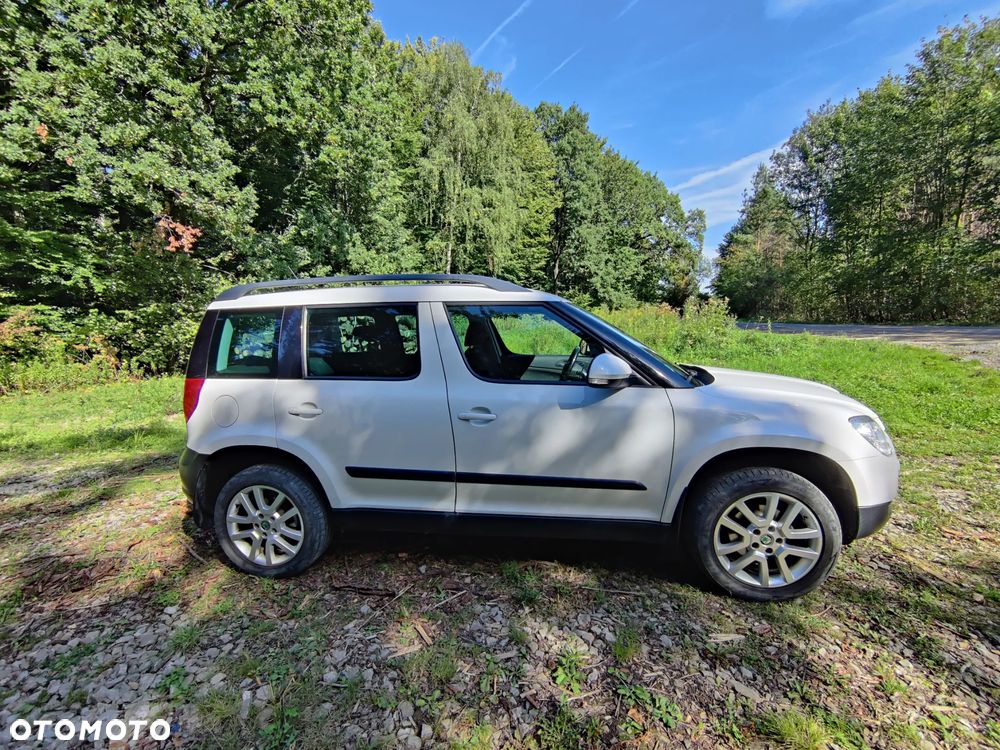 Skoda Yeti 2012 photo 3