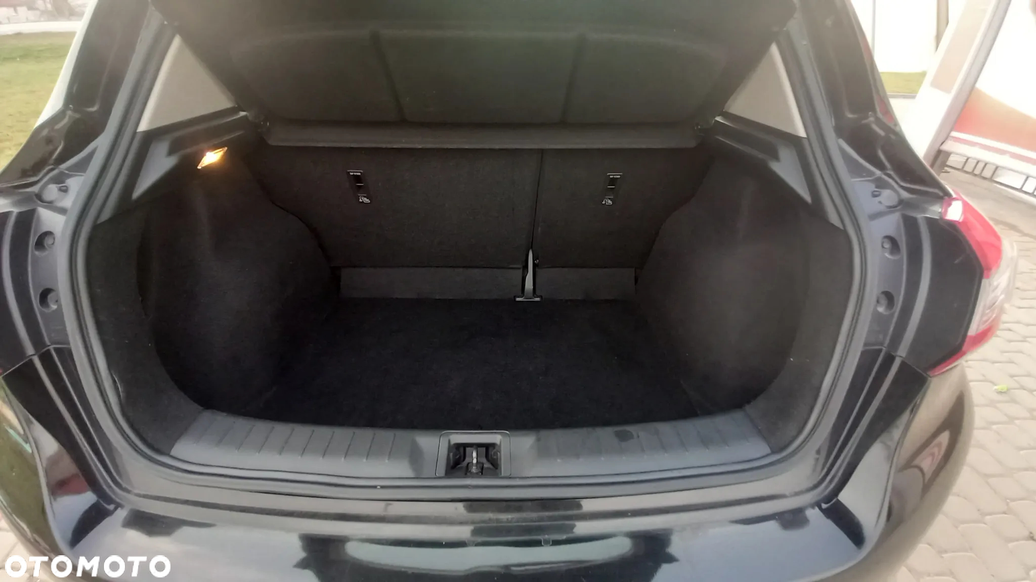 Nissan Pulsar - 13