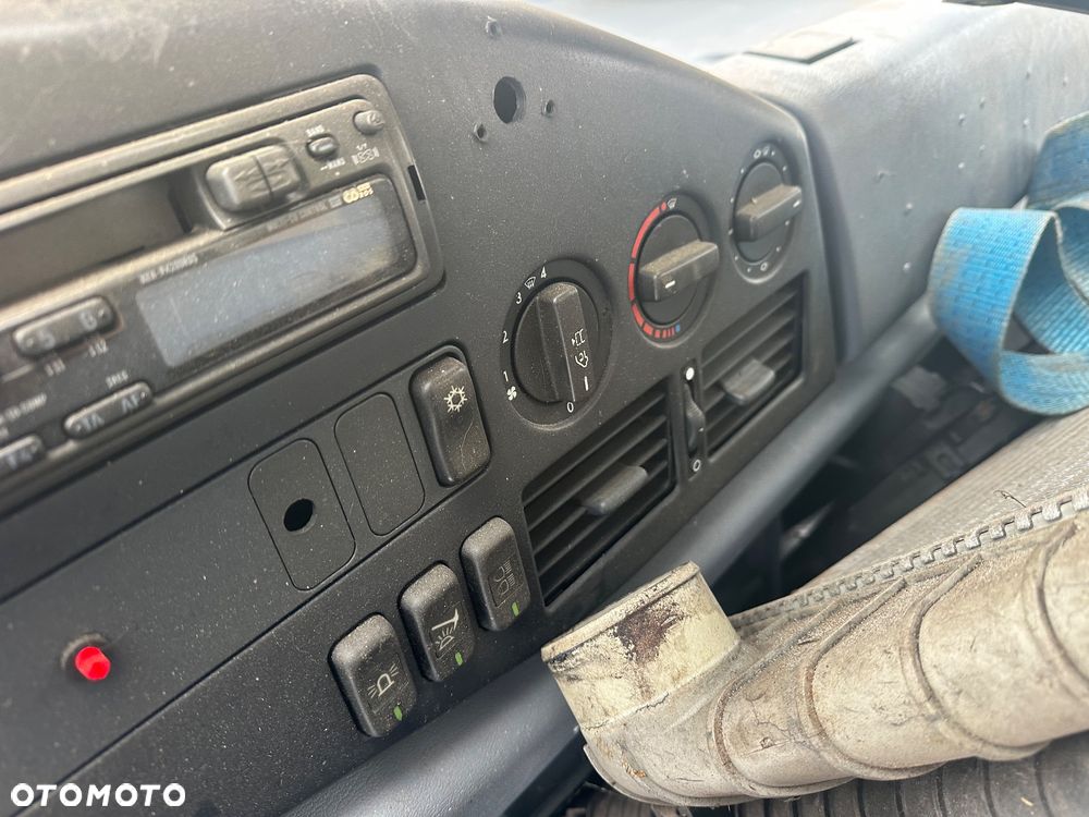 Mercedes-Benz Sprinter - 7