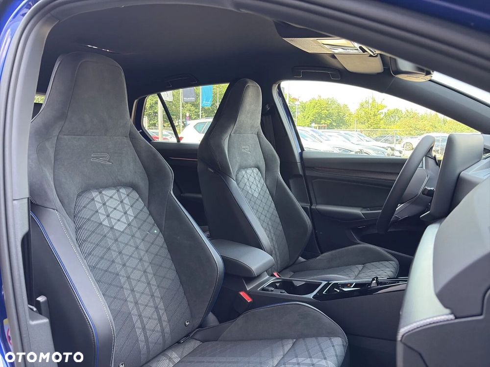 Volkswagen Golf 1.5 eTSI mHEV R-Line Plus DSG - 20