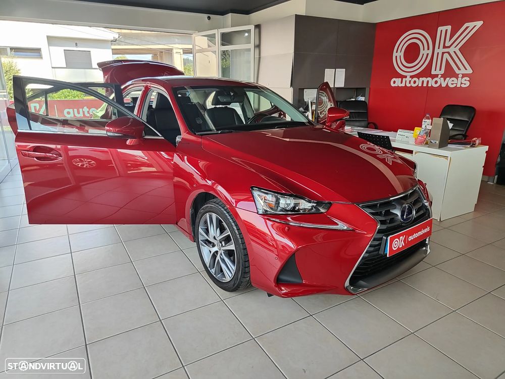 Lexus IS 300H Sport Edition - 20