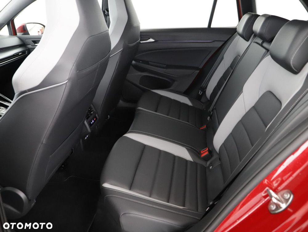 Volkswagen Golf Variant 2.0 TDI R-Line Plus DSG - 11