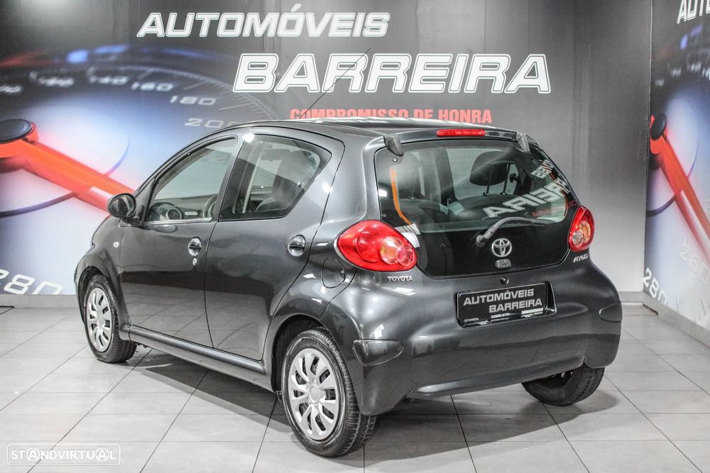 Toyota Aygo 1.0 + AC - 2