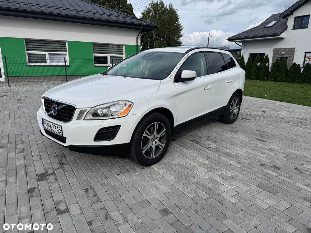 Volvo XC 60 D4 Geartronic Momentum - 1