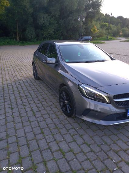 Mercedes-Benz Klasa A 180 - 4