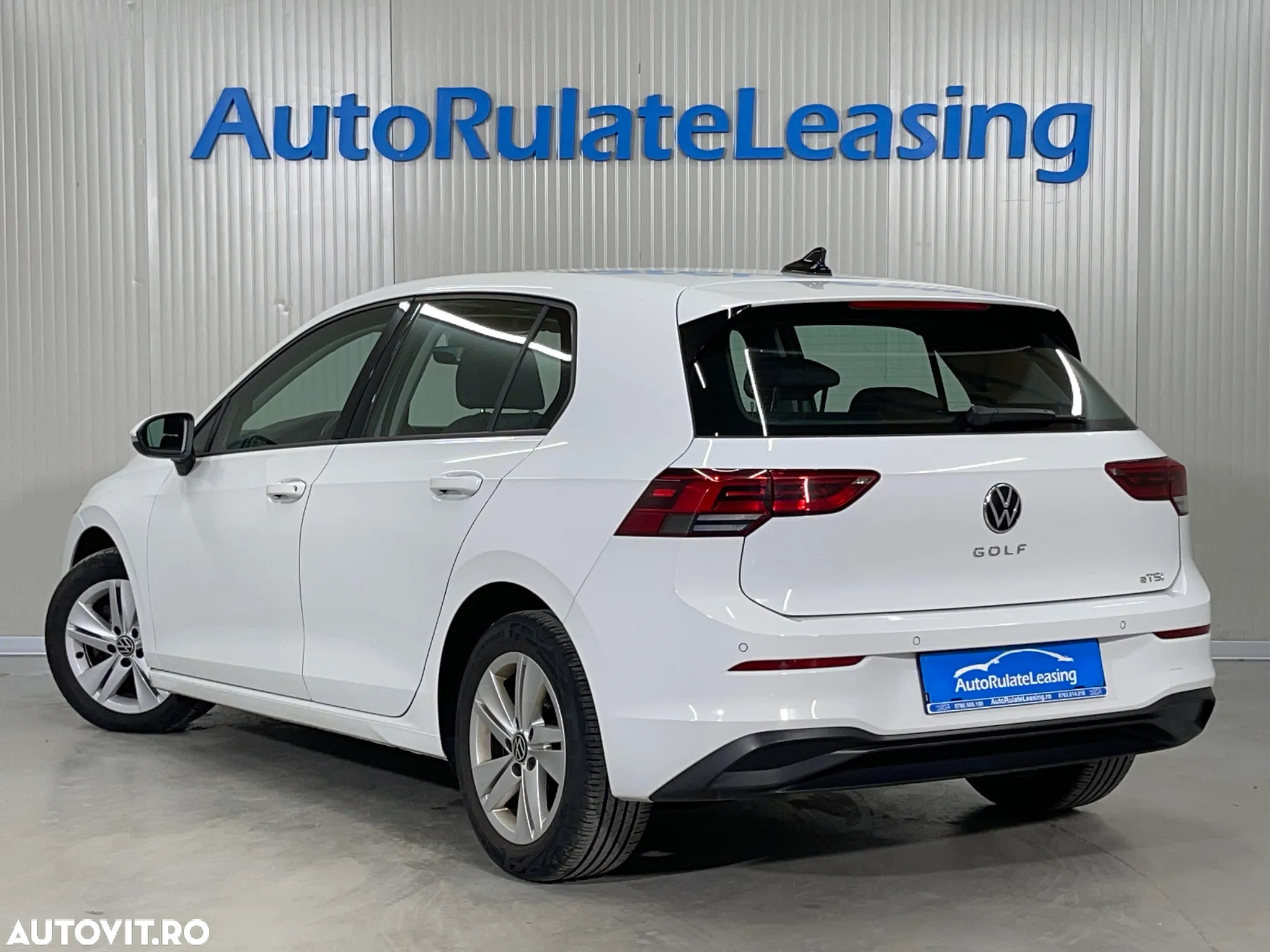 Volkswagen Golf 1.5 eTSI ACT DSG MHEV Life - 4
