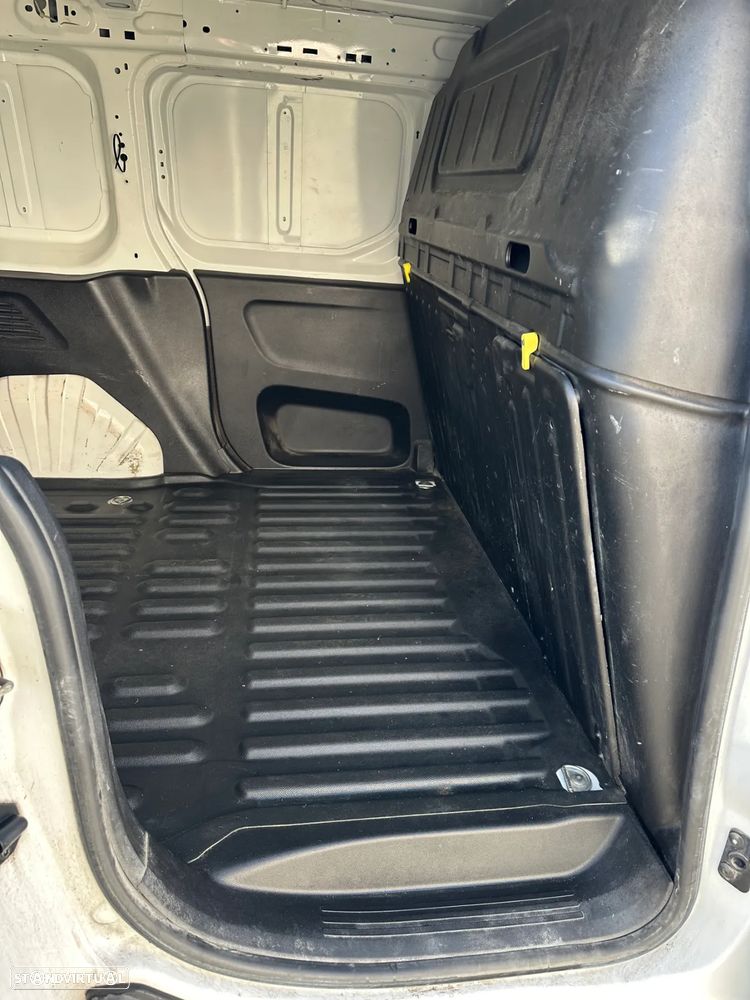 Peugeot PARTNER - 14