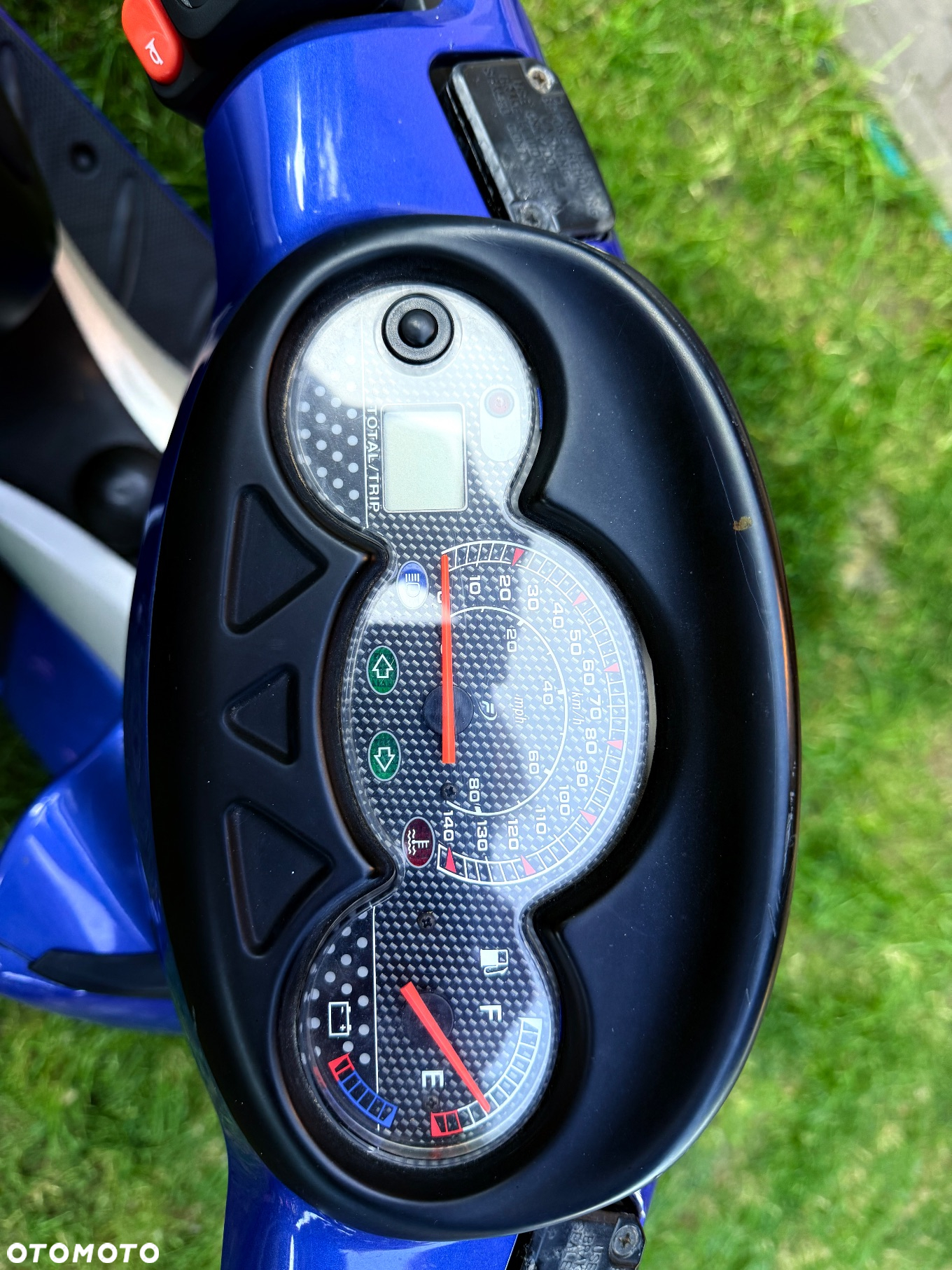 Yamaha Maxster - 12