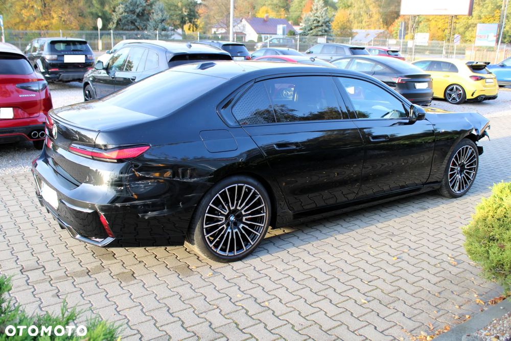 BMW 7 Series 2024 photo 5