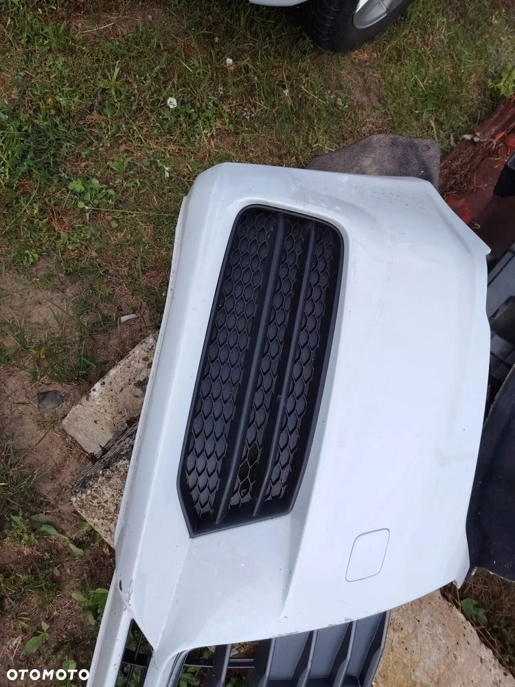kratka zderzaka zaslepka prawa 8x audi a1 14-18r czesci - 1