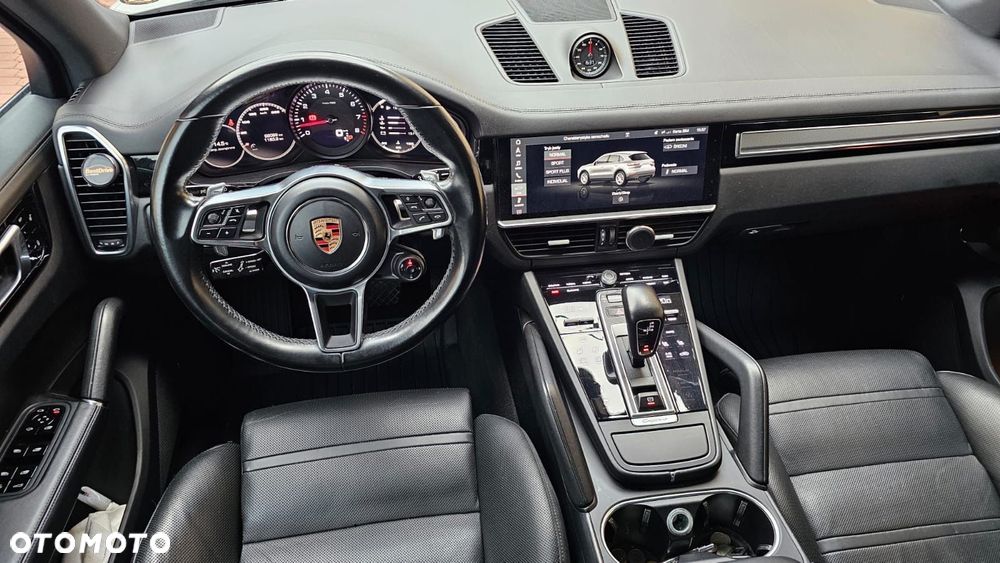 Porsche Cayenne - 5