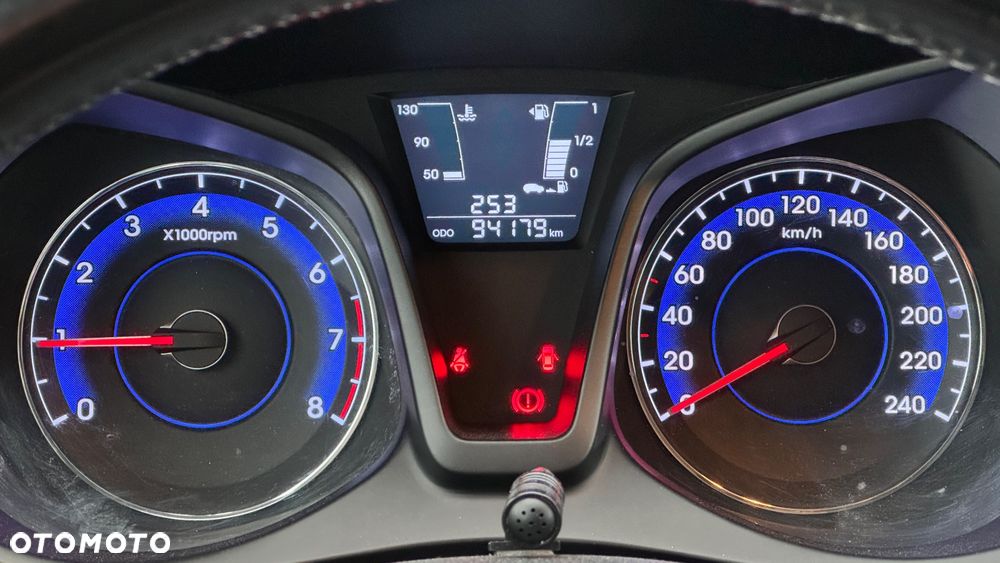 Hyundai ix20 1.4 BlueDrive Classic + - 15