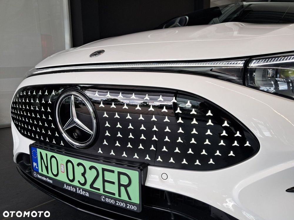 Mercedes-Benz CLA - 11