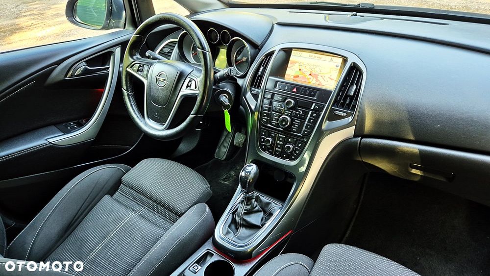 Opel Astra 1.4 Turbo Exklusiv - 35