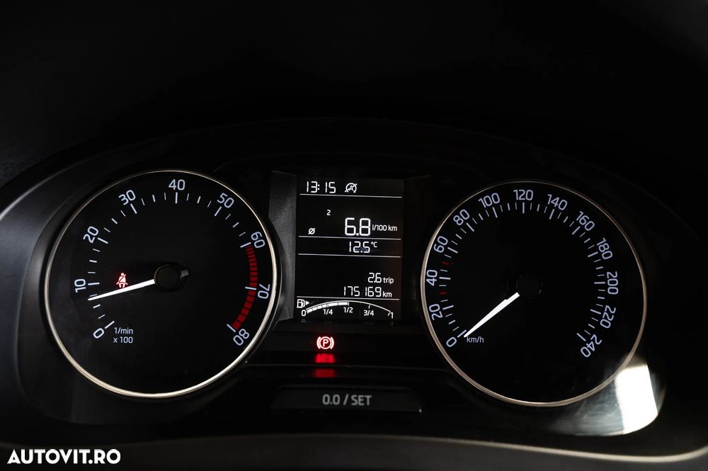 Skoda RAPID 1.2 TSI (Green tec) Active - 19