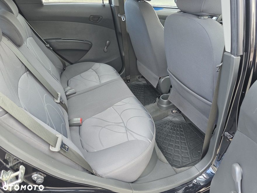 Chevrolet Spark 1.0 EcoLogic LS - 17