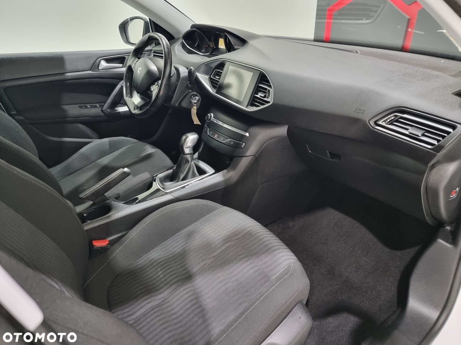 Peugeot 308 - 15