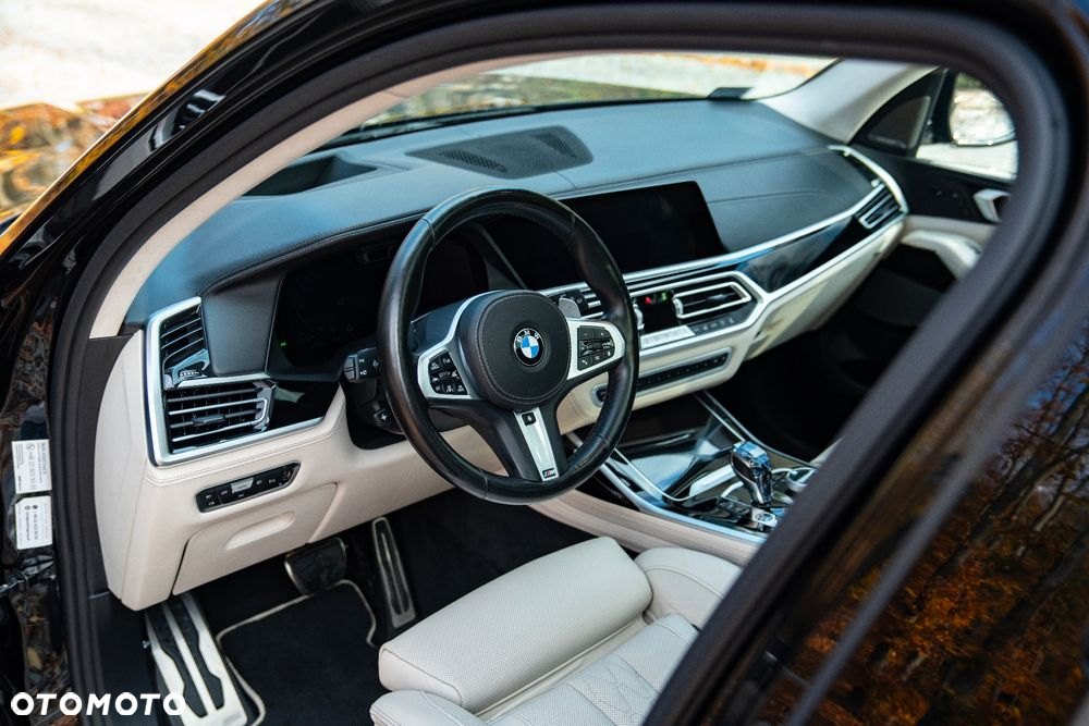 BMW X7 M50i sport - 7